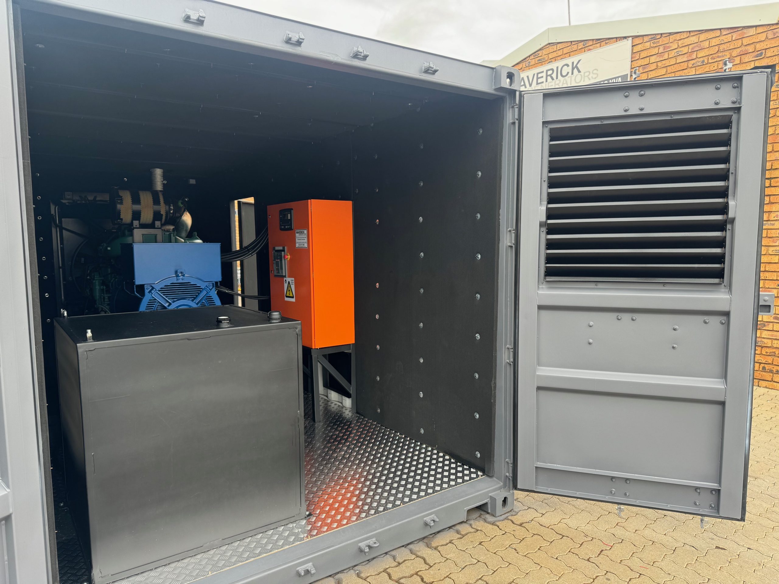 650kVA Containerized Volvo Penta unit for synchronization. - Maverick ...